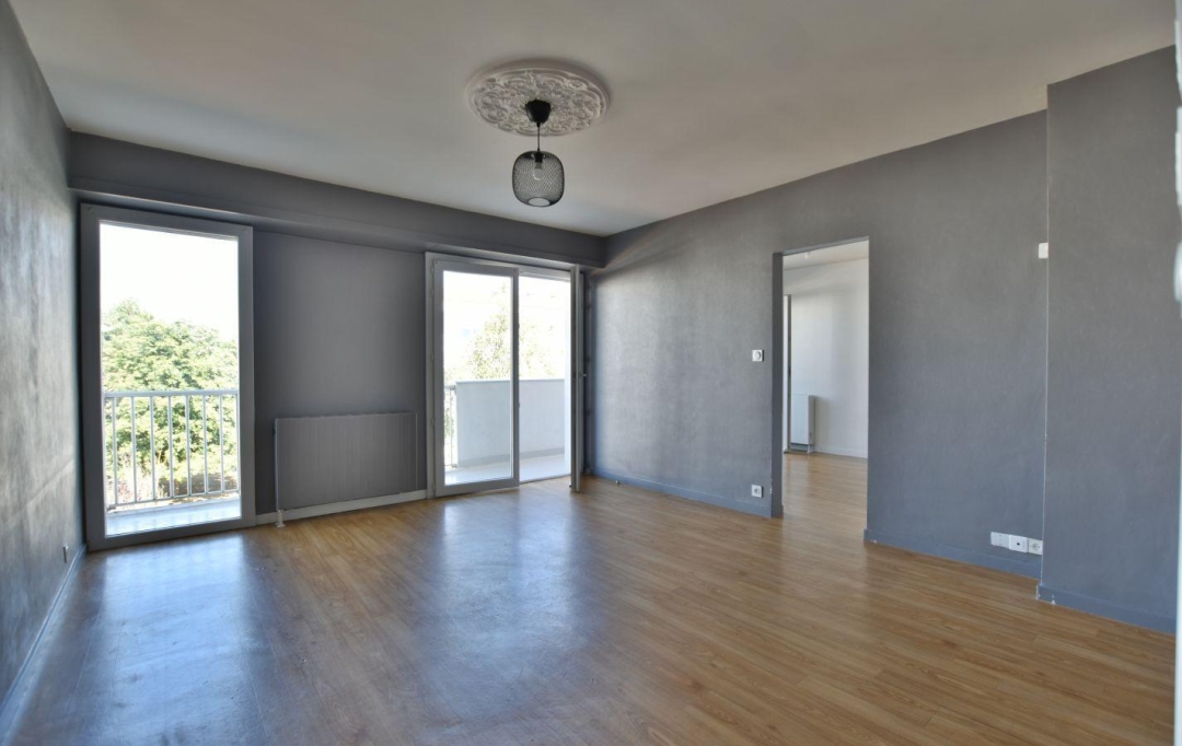 Agence Michel ROUIL : Apartment | CHOLET (49300) | 64 m2 | 690 € 