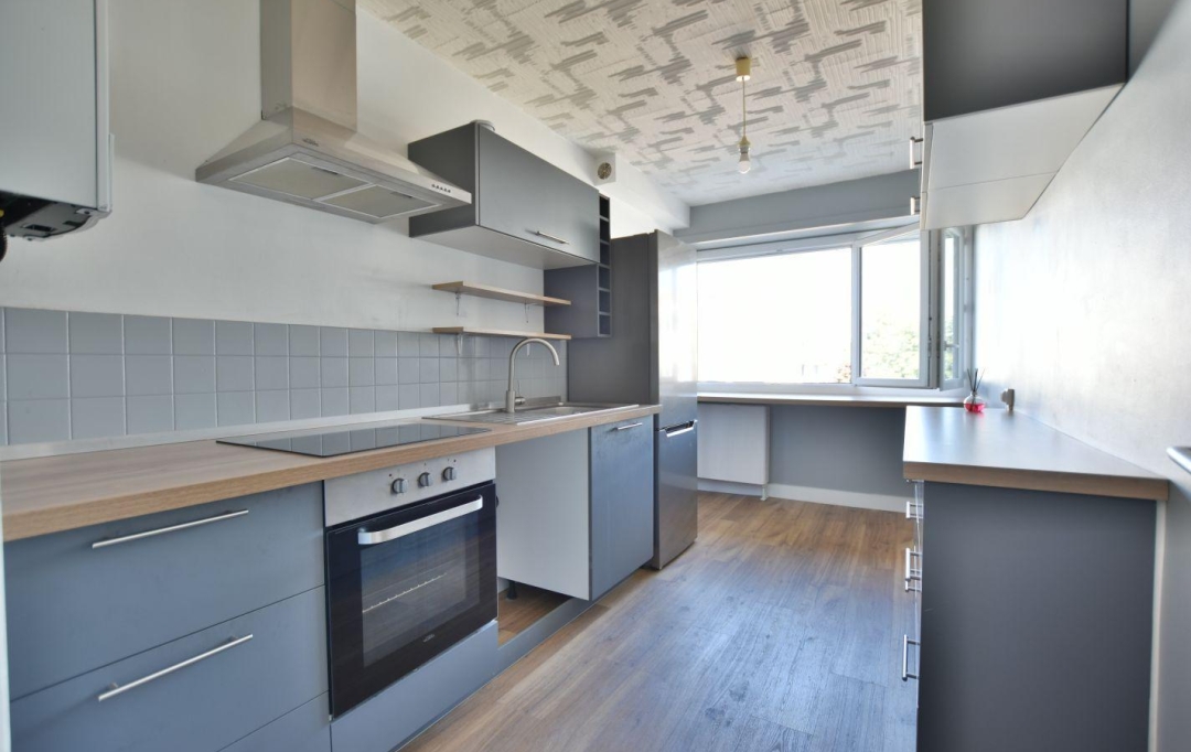 Agence Michel ROUIL : Apartment | CHOLET (49300) | 64 m2 | 690 € 