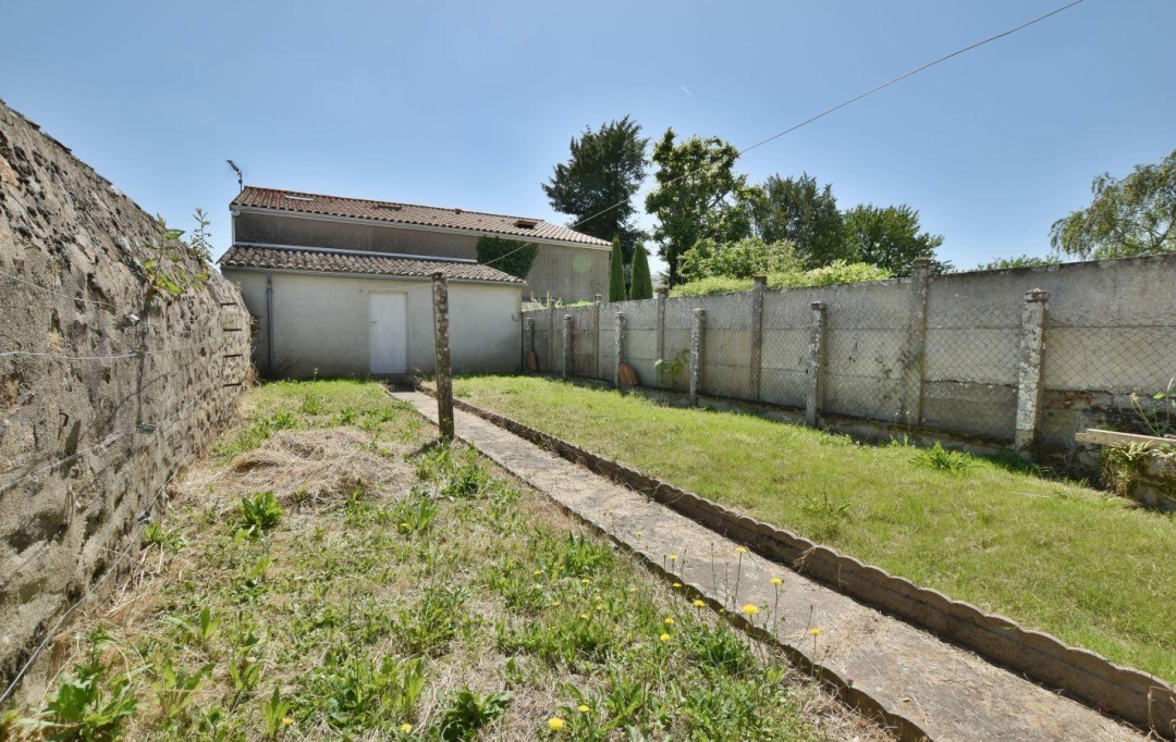 Agence Michel ROUIL : House | CHOLET (49300) | 118 m2 | 254 900 € 