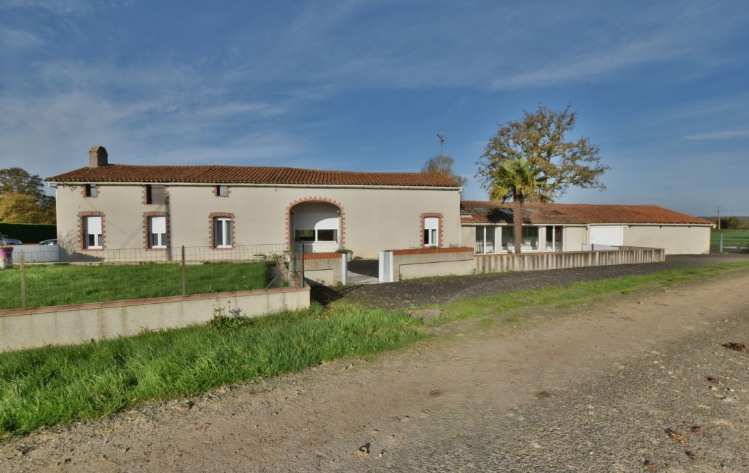 Agence Michel ROUIL : Maison / Villa | SOMLOIRE (49360) | 130 m2 | 189 000 € 