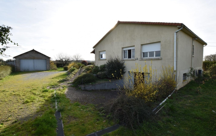 Maison   LA TESSOUALLE  97 m2 246 750 € 