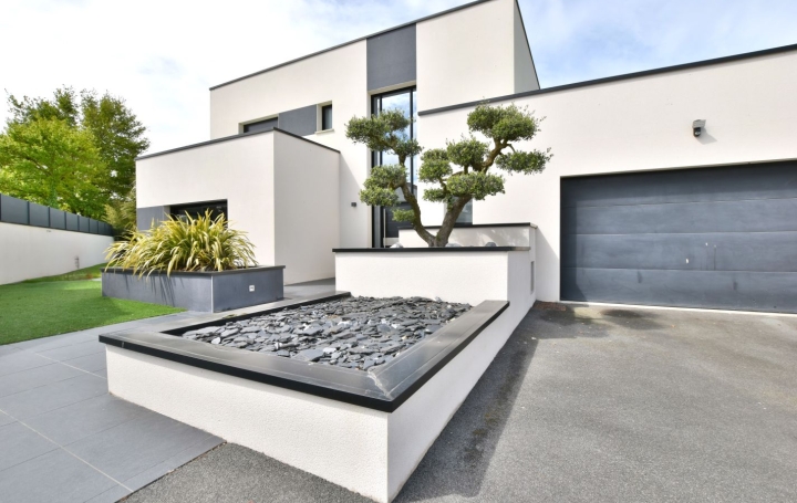  Agence Michel ROUIL Maison / Villa | CHOLET (49300) | 214 m2 | 559 900 € 
